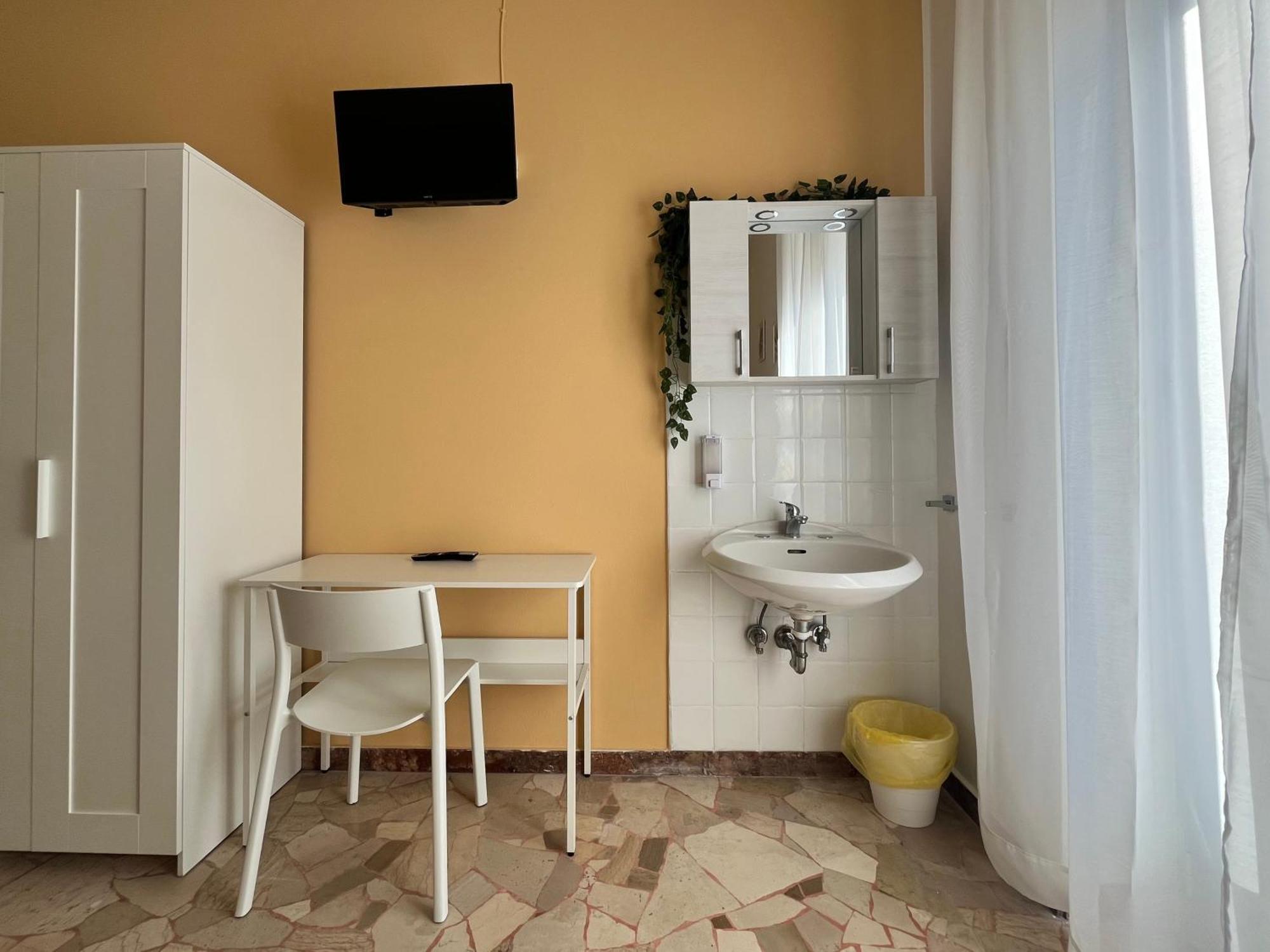 Hotel Parini Cesano Boscone Extérieur photo